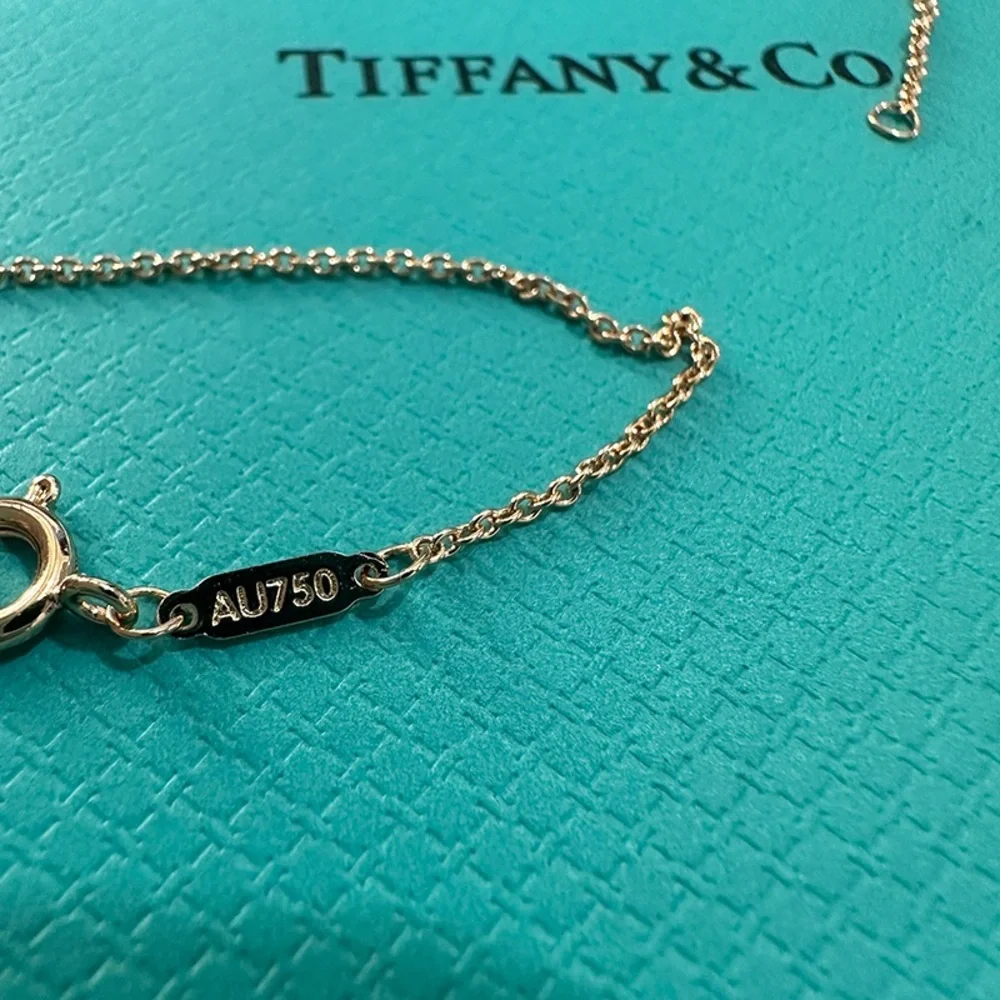 Tiffany Round Diamond Necklace - Picture 2 of 6